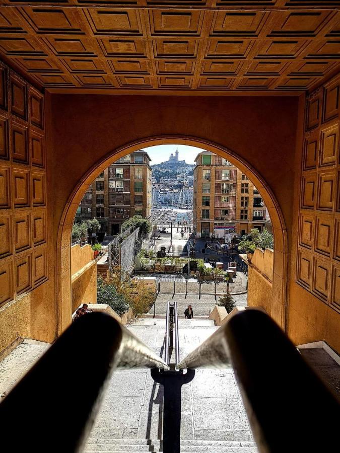 Апартаменты T2 Panier Vieux-Port Vue Notre Dame De La Garde Марсель Экстерьер фото